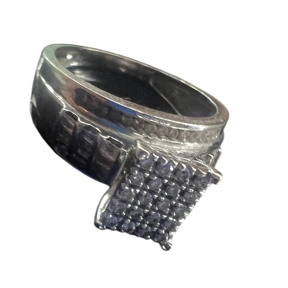 Elegant Silver Women's Ring - image 3
